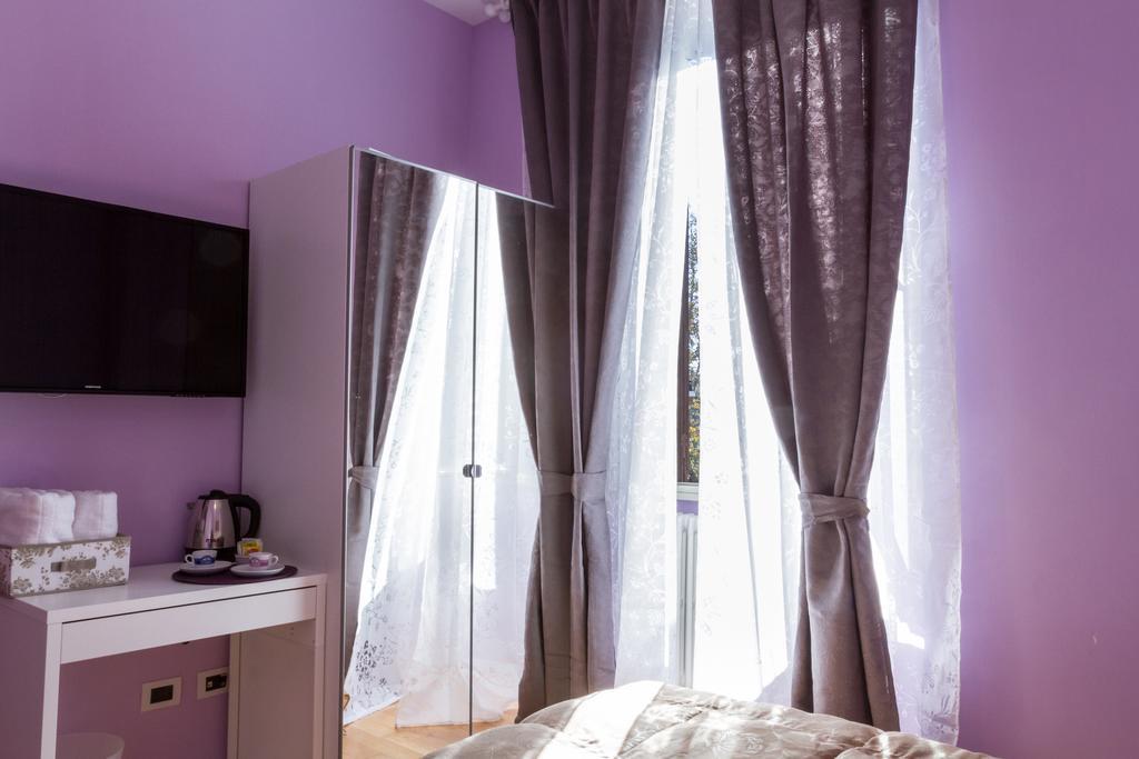 Bevilacqua Bed Roma Santa Croce Phòng bức ảnh