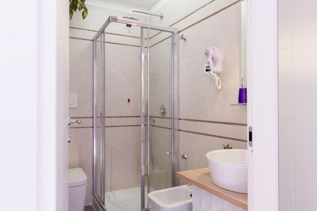 Bevilacqua Bed Roma Santa Croce Phòng bức ảnh